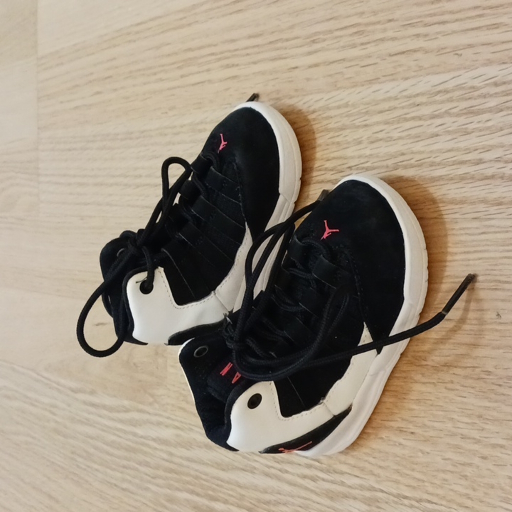Jordan Aurora shoes size 5C Unisex - Picture 4 of 7